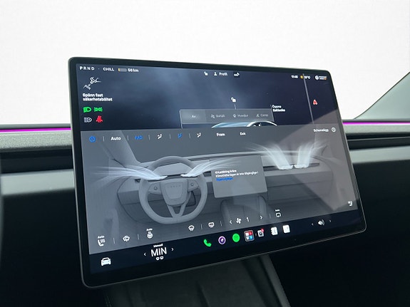 Tesla Model 3 20 of 30