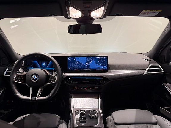 BMW 330e 12 of 18