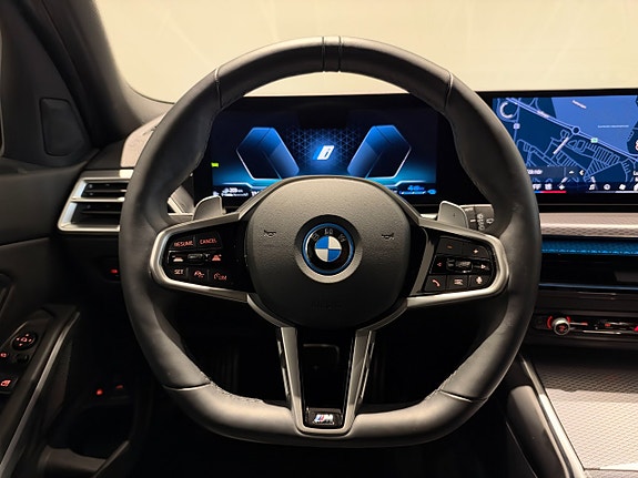 BMW 330e 13 of 18