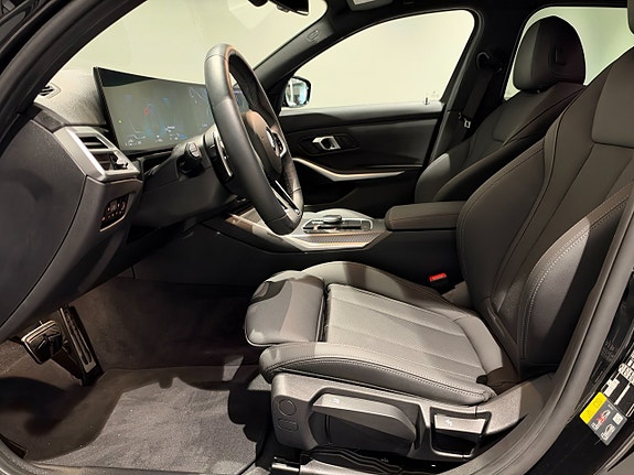 BMW 330e 10 of 18