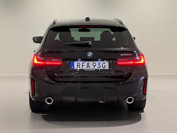 BMW 330e 4 of 18