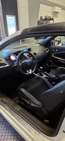 Renault Megane 7 of 9