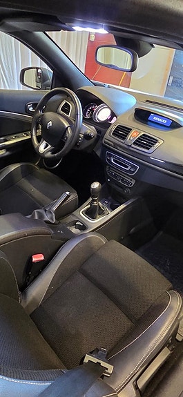 Renault Megane 8 of 9
