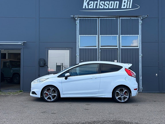Ford Fiesta 3 of 25