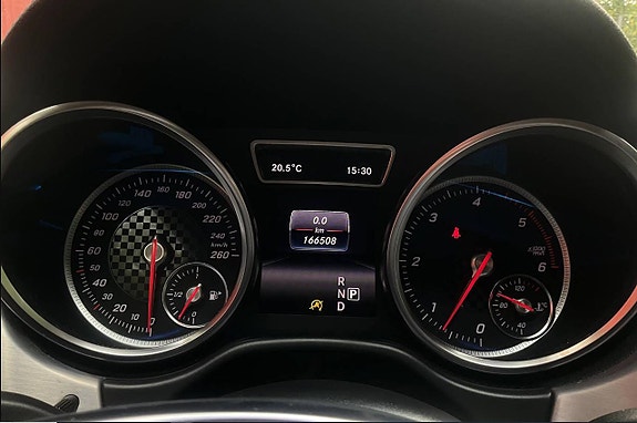 Mercedes-Benz GLE350 d 9 of 29