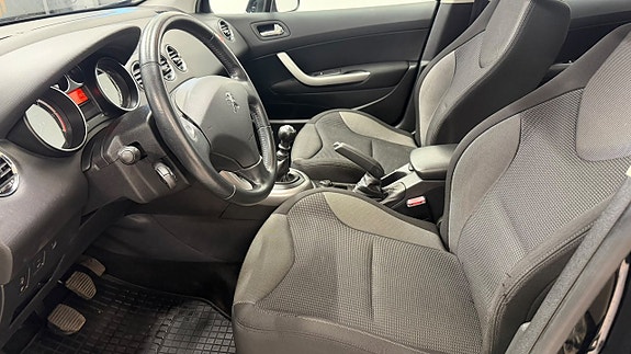 Peugeot 308 12 of 12