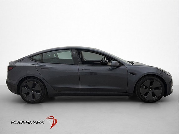 Tesla Model 3 8 of 30