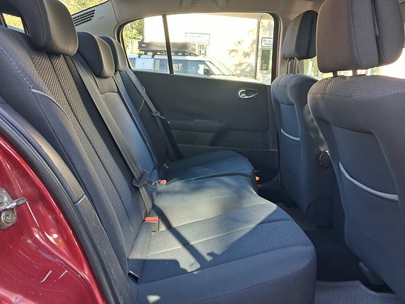 Renault Megane 8 of 8