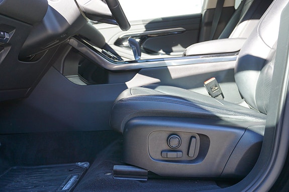 Land Rover Range Rover Evoque 21 of 30