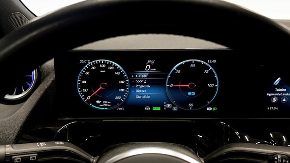Mercedes-Benz EQA250 18 of 18