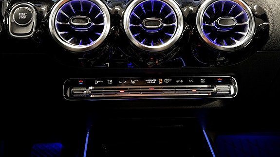 Mercedes-Benz EQA250 17 of 18