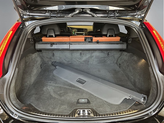 Volvo V60 7 of 26