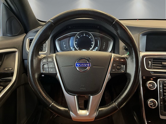 Volvo V60 12 of 26