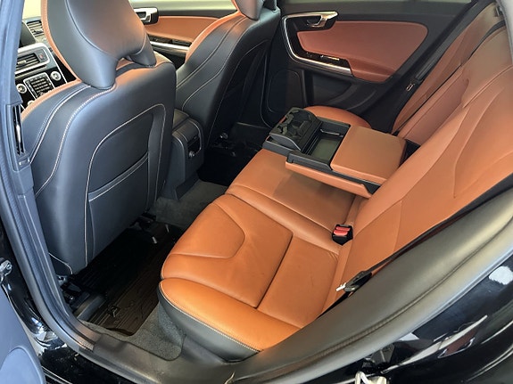 Volvo V60 13 of 26