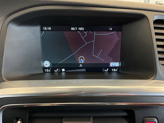 Volvo V60 18 of 26