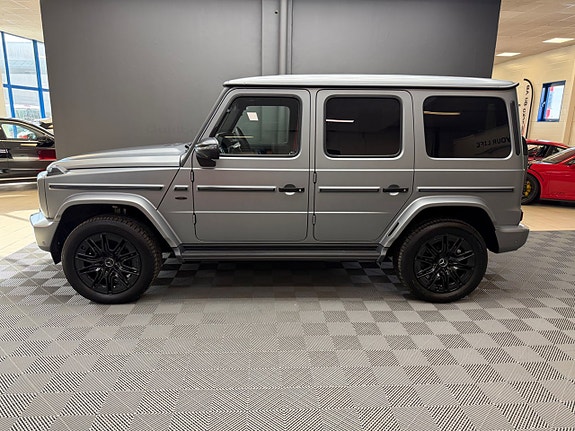 Mercedes-Benz G580 4 of 13