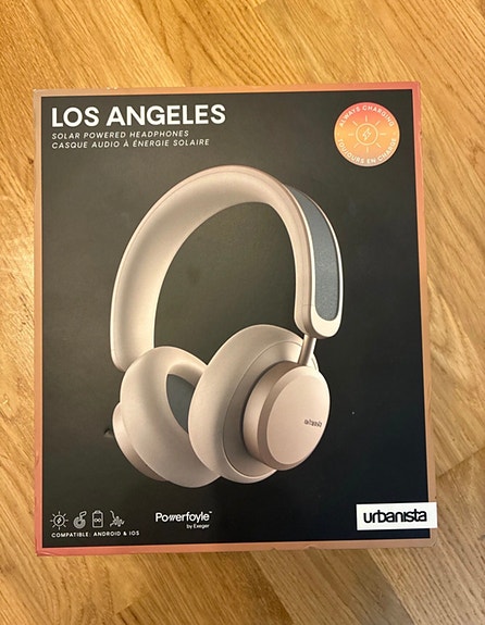 Product image 1 of 8