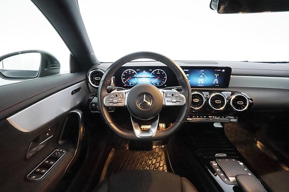 Mercedes-Benz CLA200 d 9 of 30
