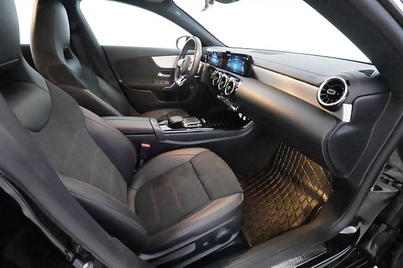 Mercedes-Benz CLA200 d 13 of 30