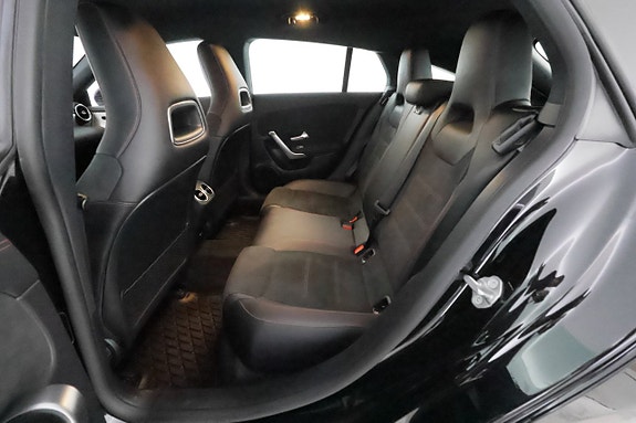 Mercedes-Benz CLA200 d 12 of 30