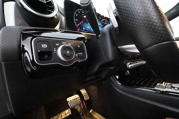Mercedes-Benz CLA200 d 18 of 30