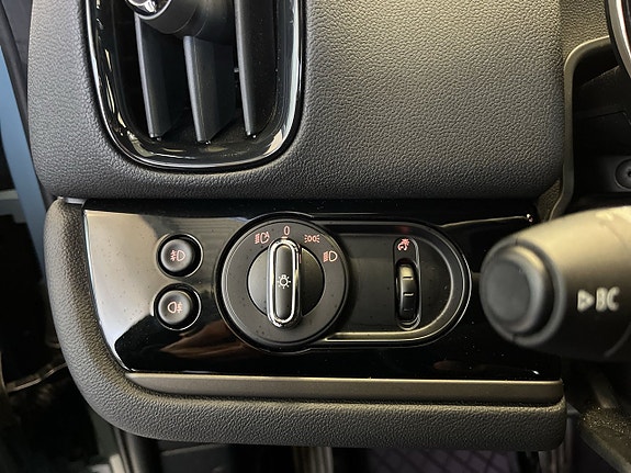 MINI Countryman Cooper 23 of 26