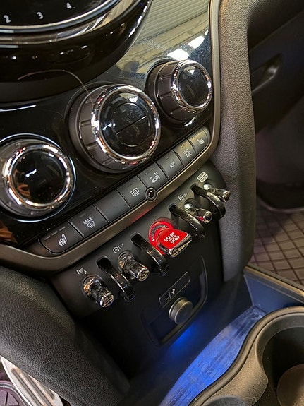 MINI Countryman Cooper 21 of 26