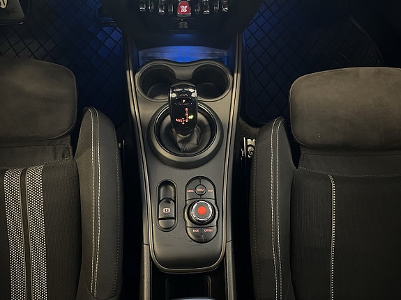 MINI Countryman Cooper 15 of 26