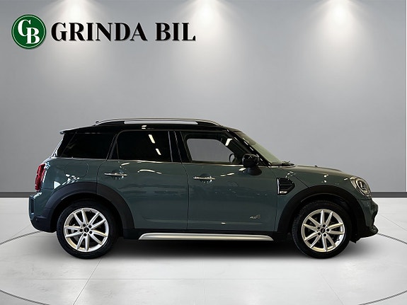 MINI Countryman Cooper 4 of 26