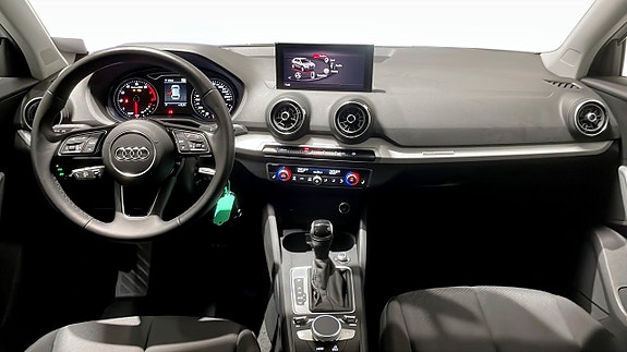 Audi Q2 10 of 14