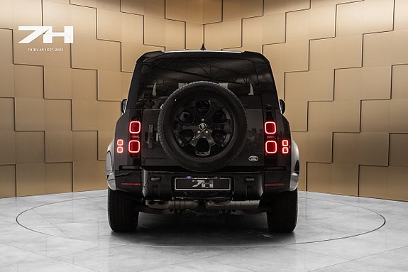 Land Rover Defender 90 4 of 23