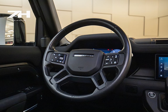 Land Rover Defender 90 11 of 23