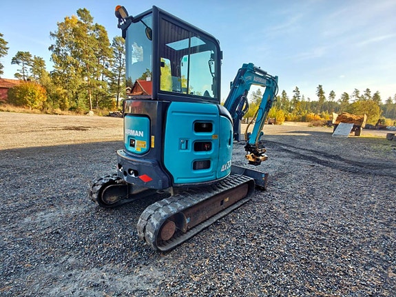 Airman AX33U-6A – 2014 – Engcon - 3 skopor - 295.000kr 4 of 10