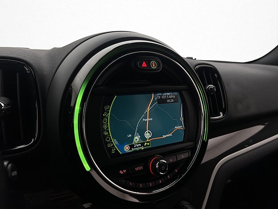 MINI Countryman Cooper SE 17 of 29