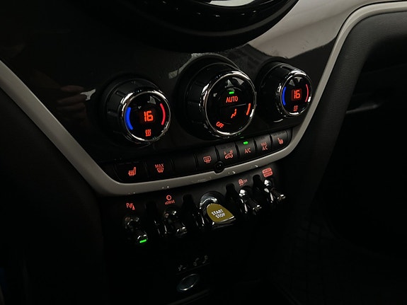 MINI Countryman Cooper SE 21 of 29