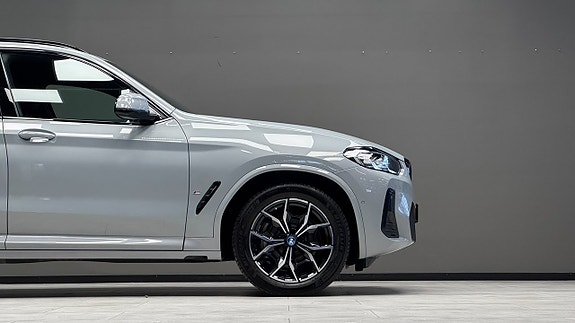 BMW X3 20 of 24