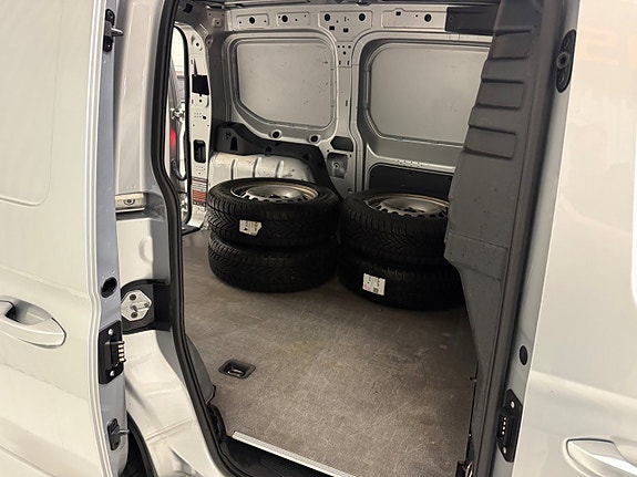 Volkswagen Caddy 11 of 14