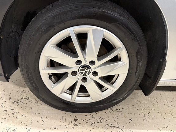 Volkswagen Caddy 8 of 14