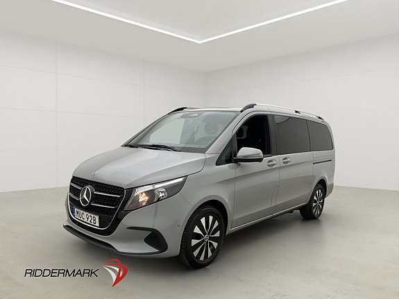 Mercedes-Benz V220 d 3 of 30