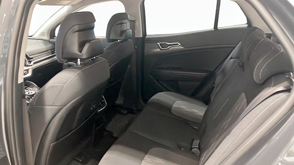 Kia Sportage 9 of 12