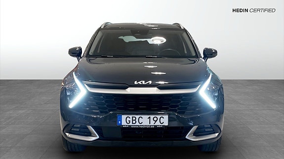 Kia Sportage 2 of 12