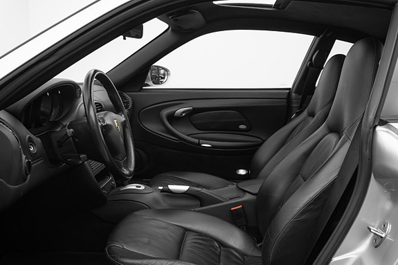Porsche 911 8 of 28