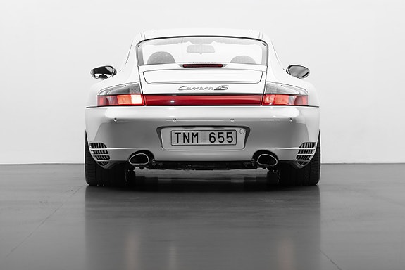 Porsche 911 3 of 28
