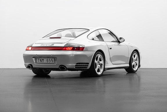 Porsche 911 2 of 28