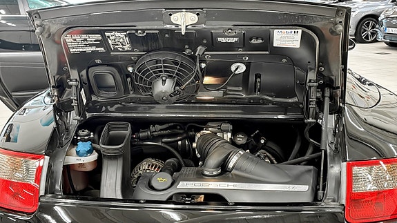 Porsche 911 Carrera 10 of 15