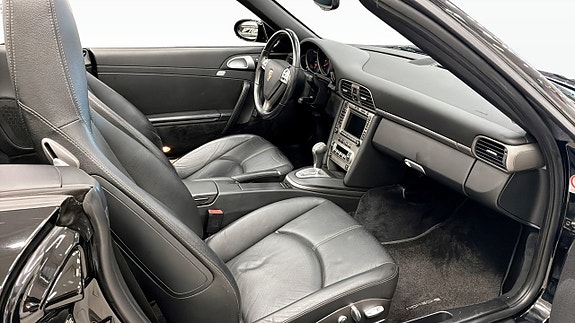 Porsche 911 Carrera 3 of 15