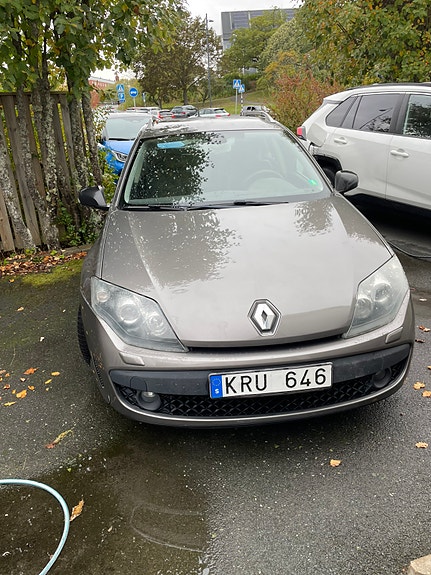 Renault Laguna 2 of 4