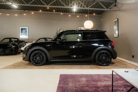 MINI Cooper S 6 of 21