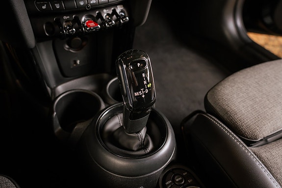 MINI Cooper S 18 of 21