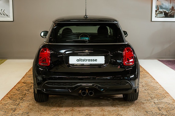 MINI Cooper S 12 of 21